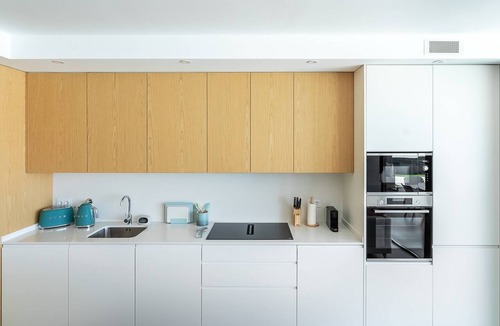 Telheiro Apartment | Vibrant Marina Luxury Apartment in Lagos