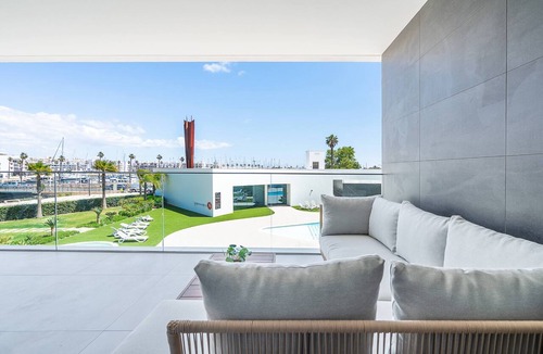 Telheiro Apartment | Vibrant Marina Luxury Apartment in Lagos