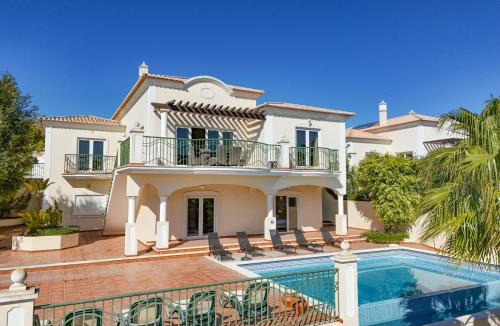 Porto de Mos House | Vila Girassol