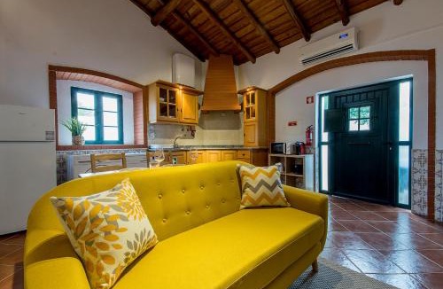 Cuba House | Vila Girassol
