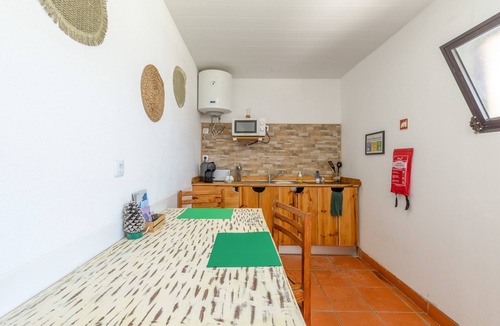 Barreiro Apartment | Vila Natura – Secret Retreat S4 with Shared Terrace & Garden, Wi-Fi
