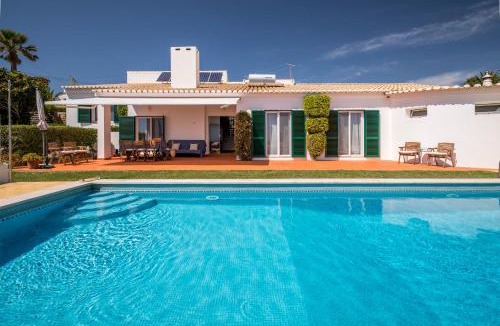 Luz House | Vila Sta Teresinha Suites