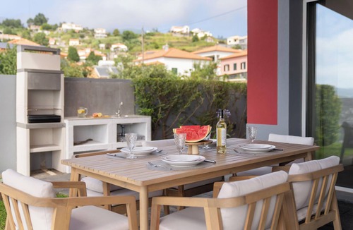 Calheta Villa | Vila Venusta – Tranquility and Views, in Calheta