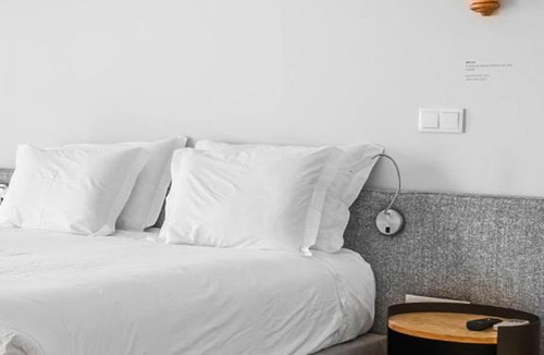 Paredes Villa | Villã - Casas de Campo