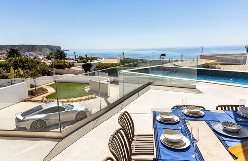 Almadena House | Villa 911 · Black Rock Cliff Luxury,privacy & distinctive views in Praia da Luz