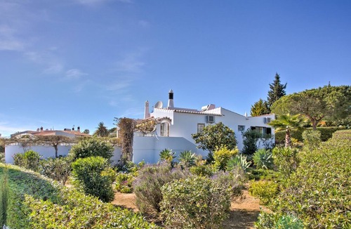 Areias Dos Moinhos Villa | Villa Africa by Villa Plus