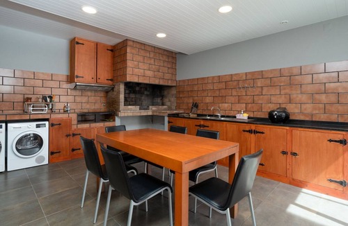 Santo Antonio House | Villa Aletheia by LovelyStay