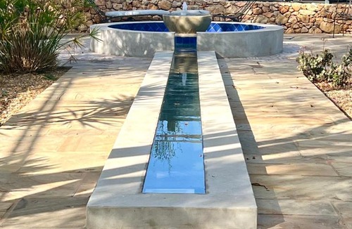 Cerro do Mocho Villa | Villa Algarve Half Term offer 4 Ensuite Bedrooms, Private Swimming Pool, Beautiful Gardens with water features and natural Bio Pool