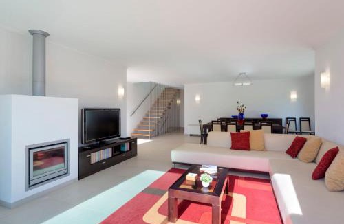 Alporchinhos Villa | Villa Almond Tree by Interhome