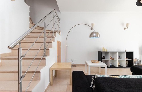 Manta Rota House | Villa Amarela by AlgarveManta