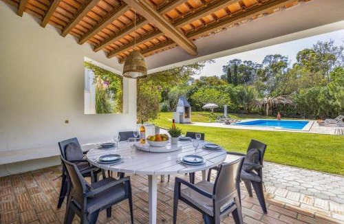 Caramujeira Villa | Villa Amoreira by Villa Plus