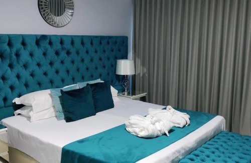 Vila de Rei Hotel | Villa B Suites and Rooms