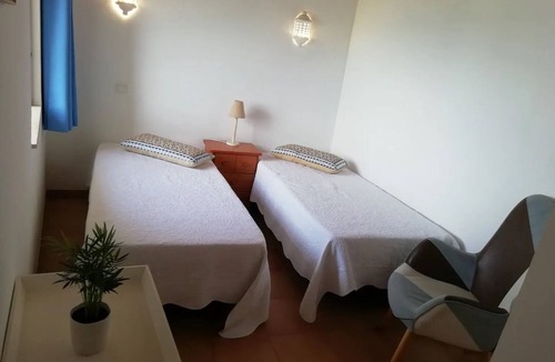 Aljezur Villa | Villa "Bela Vista" near Beach with Private Terrace & Wi-Fi