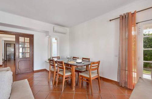 Gale Villa | Villa Bitoque