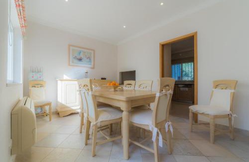 Vale do Garrao Villa | Villa Bota by Garvetur
