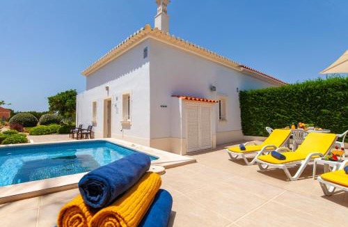 Alfarrobeira Villa | Villa Caicco - BBQ e plunge pool em Odiáxere
