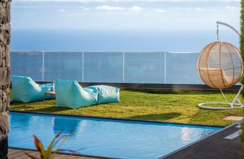 Tabua Villa | Villa Candelária by an island apart