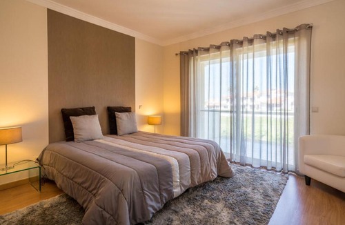 Castelo House | Villa Cantinho by Intiholidays