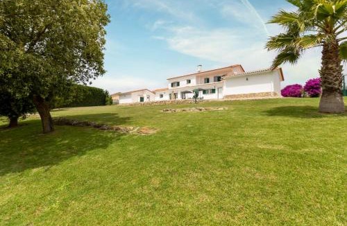 Ribamar Villa | Villa Casa Branca - with Private Pool & Big Garden