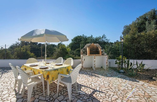Vale de Parra Villa | Villa 'Casa Das Figueiras' with Mountain View, Private Pool and Air Conditioning