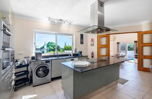 Vilamoura Villa | Villa 'Casa Katz' with Private Pool, Wi-Fi and Air Conditioning