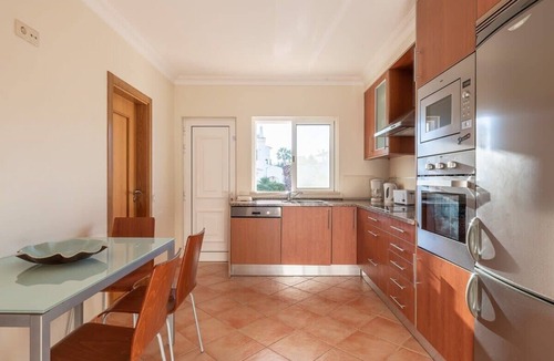 Sesmarias Villa | Villa Castelo Beach - Cosy, modern - 500m from Castelo beach