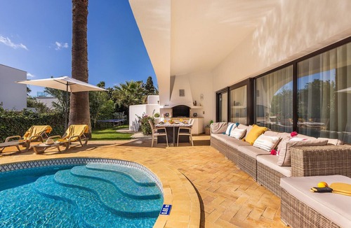 Albufeira Villa | Villa Coral | Sea View | Private Pool | 450m from Beach