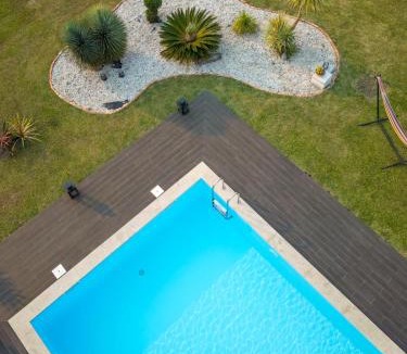 Cardielos Villa | VILLA DA COSTA - SUNSET POOLHOUSE