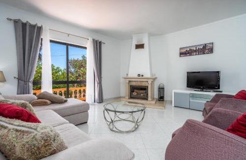 Lagoa e Carvoeiro House | Villa das Nogueiras