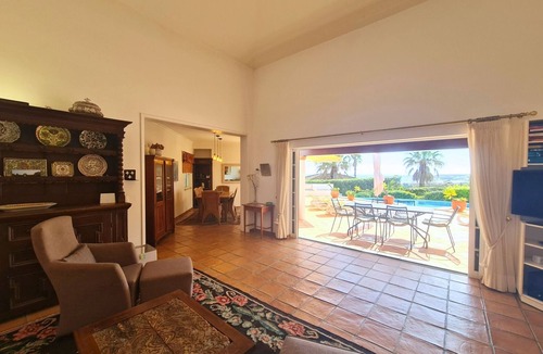 Calicas House | Villa Doce Vida by Interhome