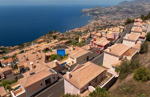 Sao Goncalo Villa | Villa Eve Palheiro Village by Holiday Rental Madeira