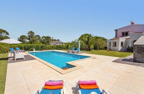 Caramujeira Villa | Villa Figueiras by Villa Plus