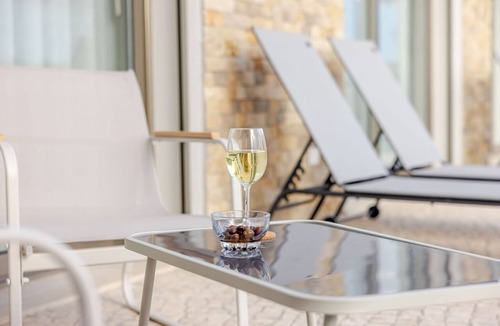 Nadadouro Villa | Villa Flamingo - BY SCH