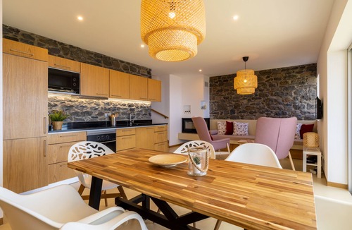 Prazeres House | Villa Flora Calheta Sunset & Ocean Views
