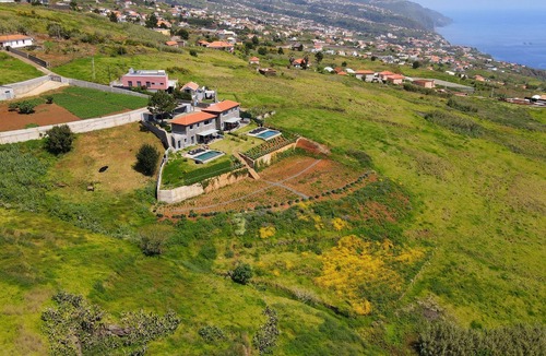 Prazeres House | Villa Flora Calheta Sunset & Ocean Views