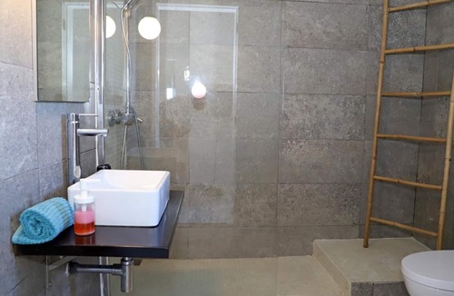 Caramujeira Villa | Villa Givone - snooker, ping pong, heatpool