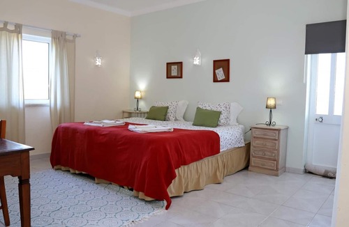 Caramujeira Villa | Villa Givone - snooker, ping pong, heatpool
