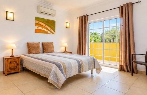 Cerro de Aguia Villa | Villa Godinho - Five Bedroom Villa, Sleeps 10