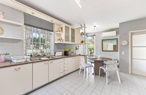 Quarteira Villa | Villa Golf View | 5 bedrooms | Pinhal Golf Course | Vilamoura
