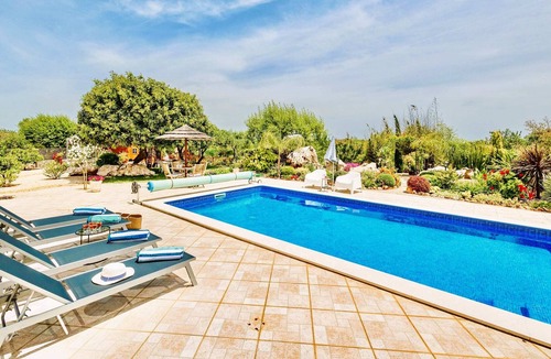 Espargal Villa | Villa Karibou with Fruit Garden and Private Pool
