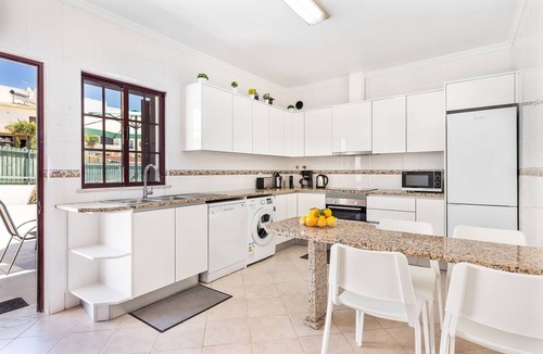 Urbanizacao dos Calicos House | Villa Krishan Albufeira - Private Pool