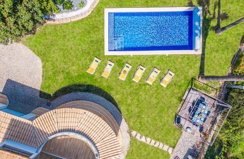Vale Judeu Villa | Villa Los Angeles - Piscina Aquecível e BBQ - Boliqueime, Loulé