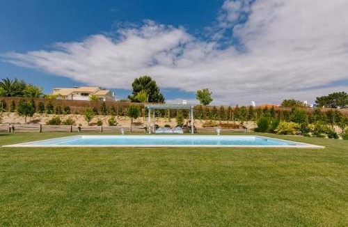 Carvalhal Villa | Villa Lottus