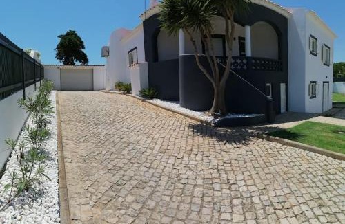 Ferragudo Villa | Villa MariSol Ferragudo by Rosado