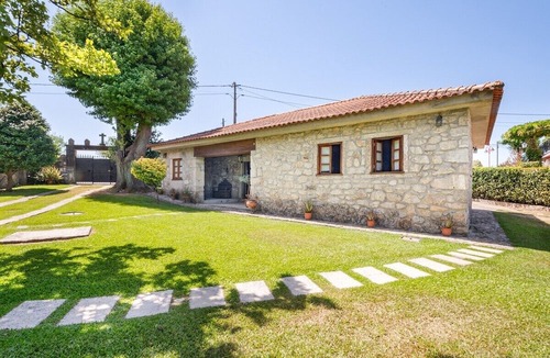 Barcelos Ski Chalet | Villa Martim Refuge by Sé Apartments