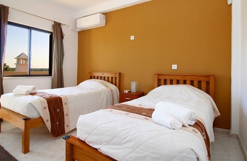 Parchal Villa | Villa Mills, Family villa , Large Pool
