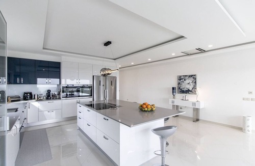 Almancil Villa | Villa Monroy | 4 Bedrooms | Modern | Panoramic