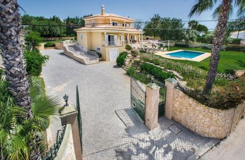 Pata de Cima Villa | Villa Monte Sol - VIP Properties by Interhome