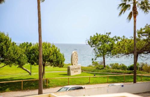 Vale do Lobo Villa | Villa Oceano Golf 482 2 Bedrooms Sea Views A Stone's Throw To The Beach