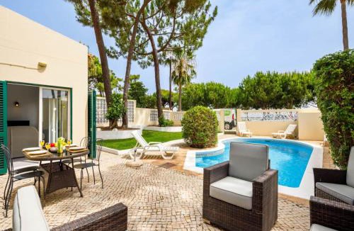 Vale do Lobo Villa | Villa Oceano Golf 482 2 Bedrooms Sea Views A Stone's Throw To The Beach